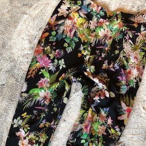 Zara Silky Floral Pant